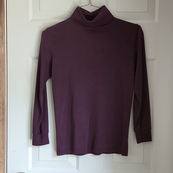 Laura Gayle Tops - Laura Gayle, Woman's Medium, Deep Purple Long Sleeve Turtleneck
